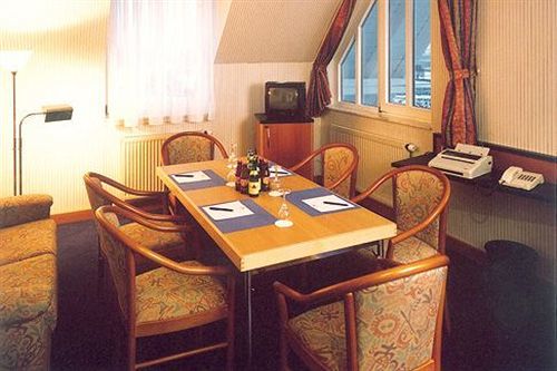 Hotel Alber Leinfelden-Echterdingen Bagian luar foto